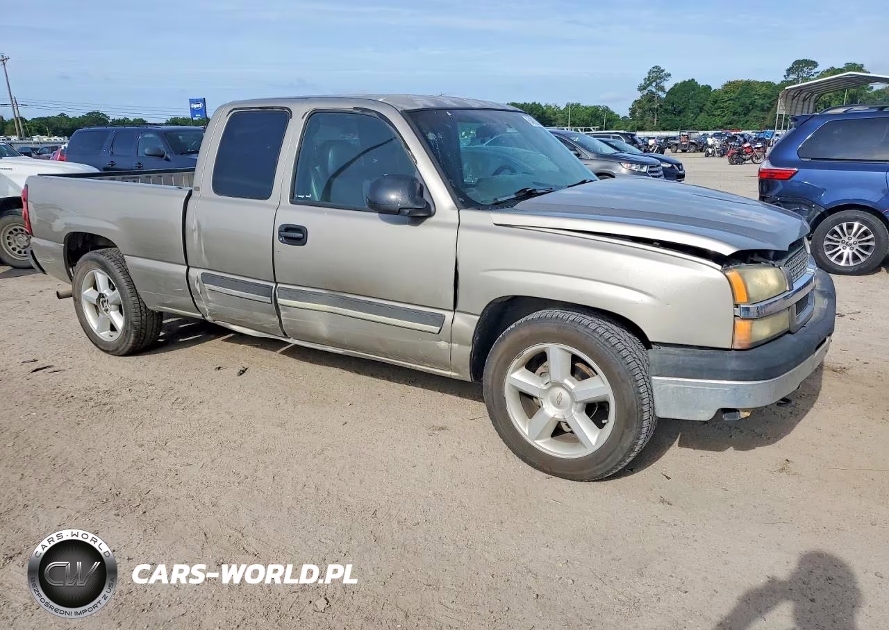 2003 Chevrolet Silverado C1500 VIN:2GCEC19V131355575 - 4