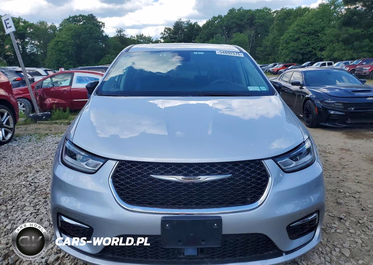 2024 Chrysler Pacifica Hybrid Select VIN:2C4RC1S77RR126910 - 5