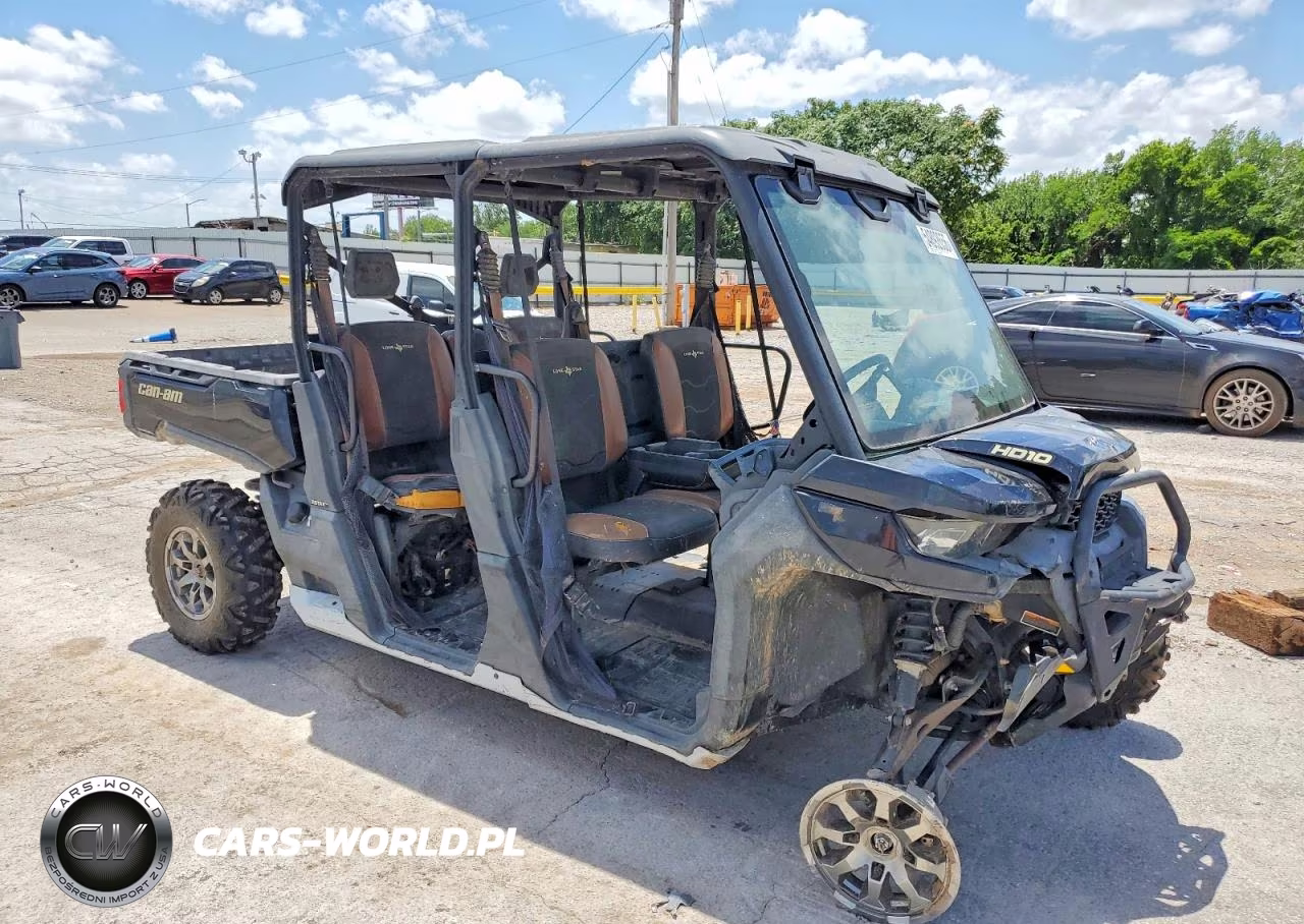 2019 Can-Am Defender Utility Vehicle