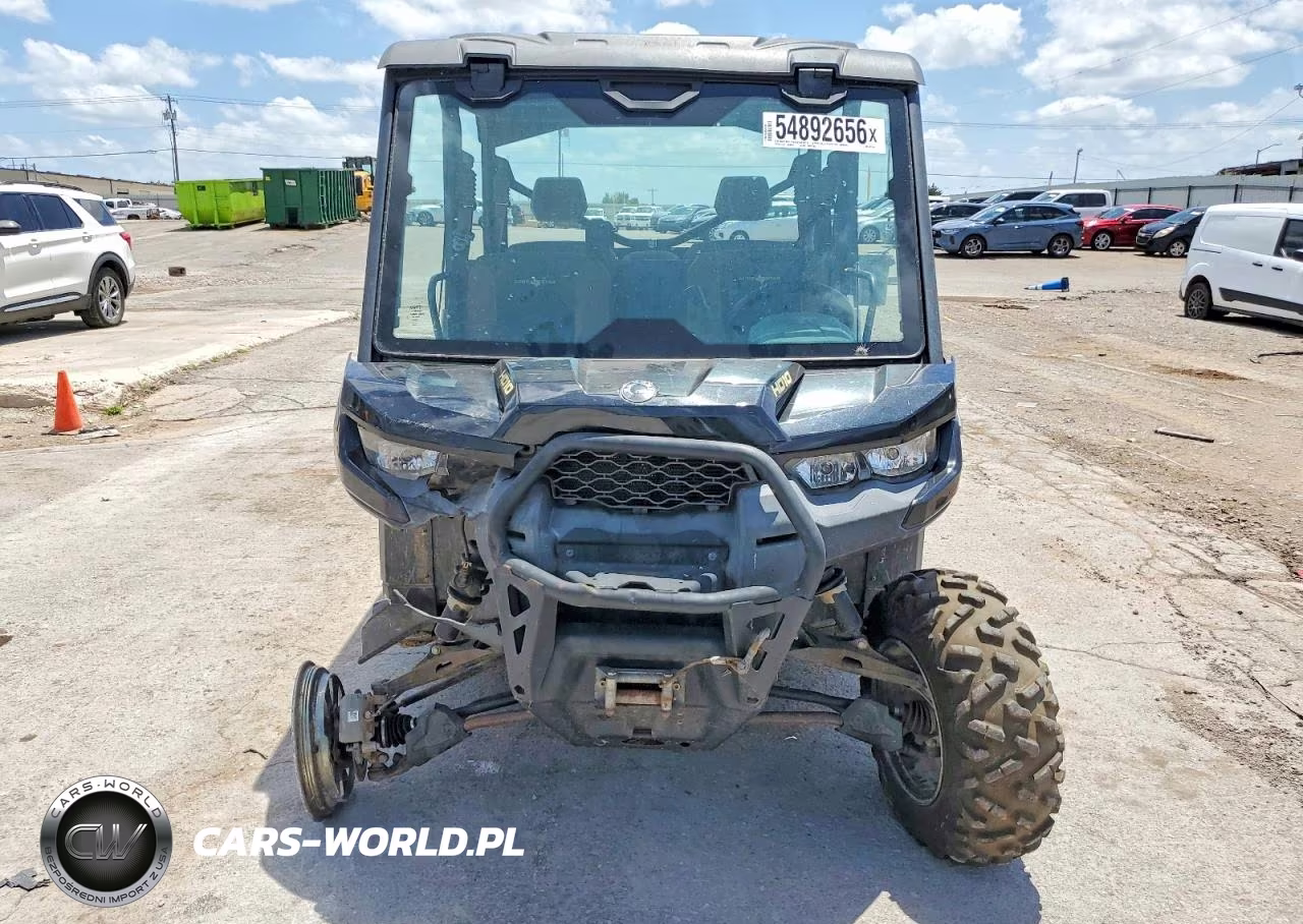 2019 Can-Am Defender Utility Vehicle VIN:3JBURAP43KK001728 - 9