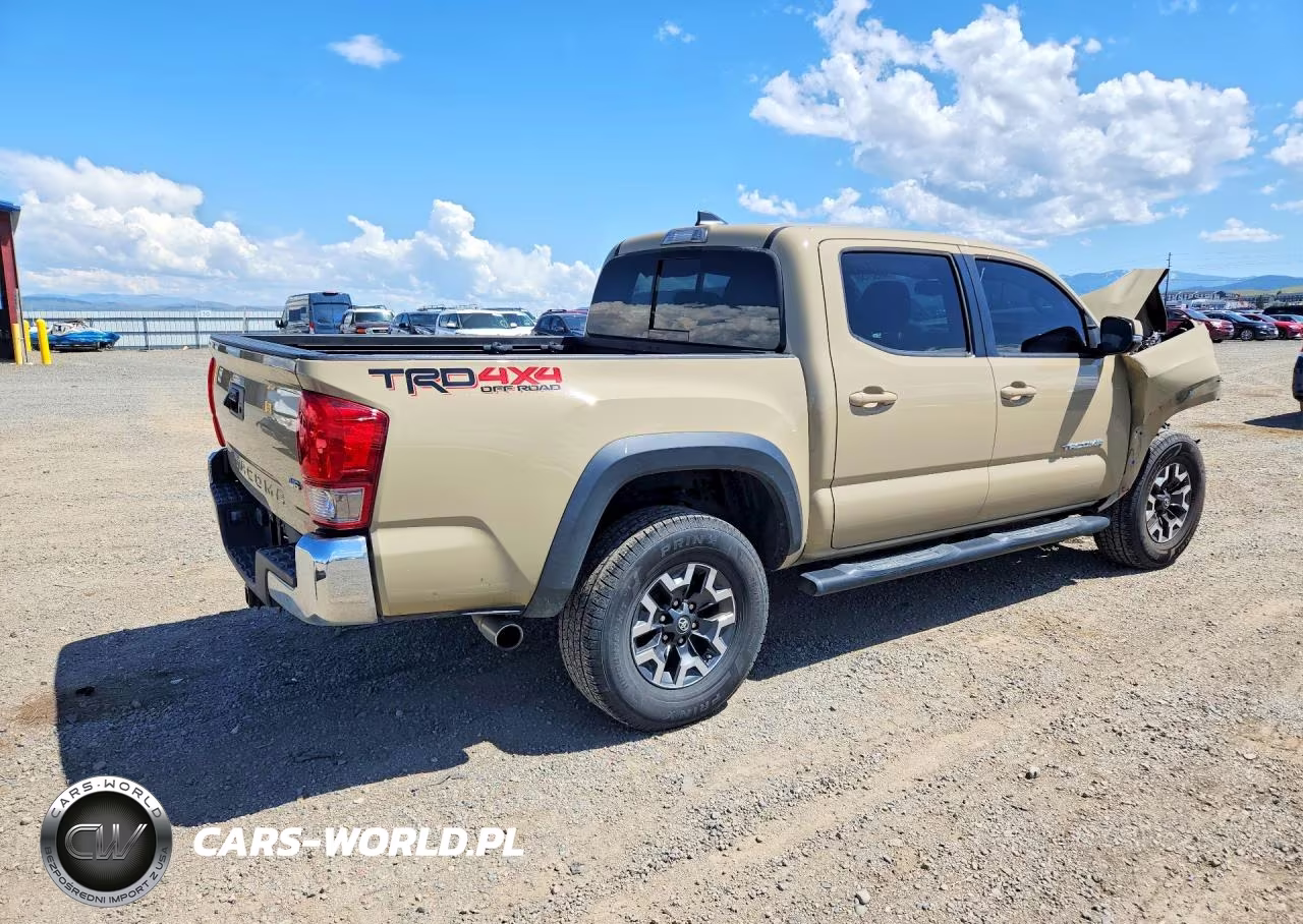 2017 Toyota Tacoma Trd Off-Road VIN:3TMCZ5AN9HM114159 - 3