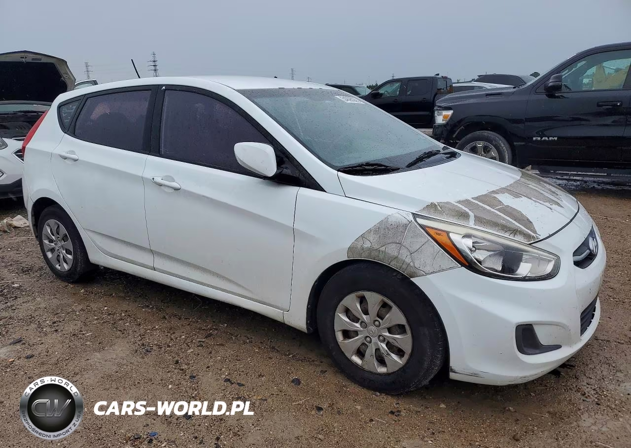 2015 Hyundai Accent Gs VIN:KMHCT5AE1FU211832 - 4