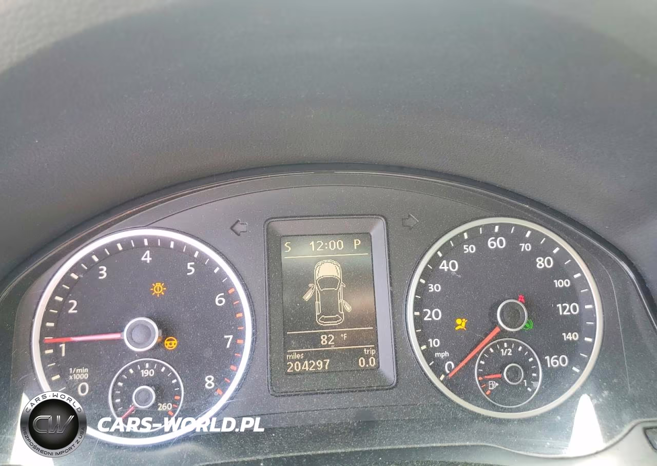 2011 Volkswagen Tiguan S VIN:WVGAV7AX3BW525138 - 9