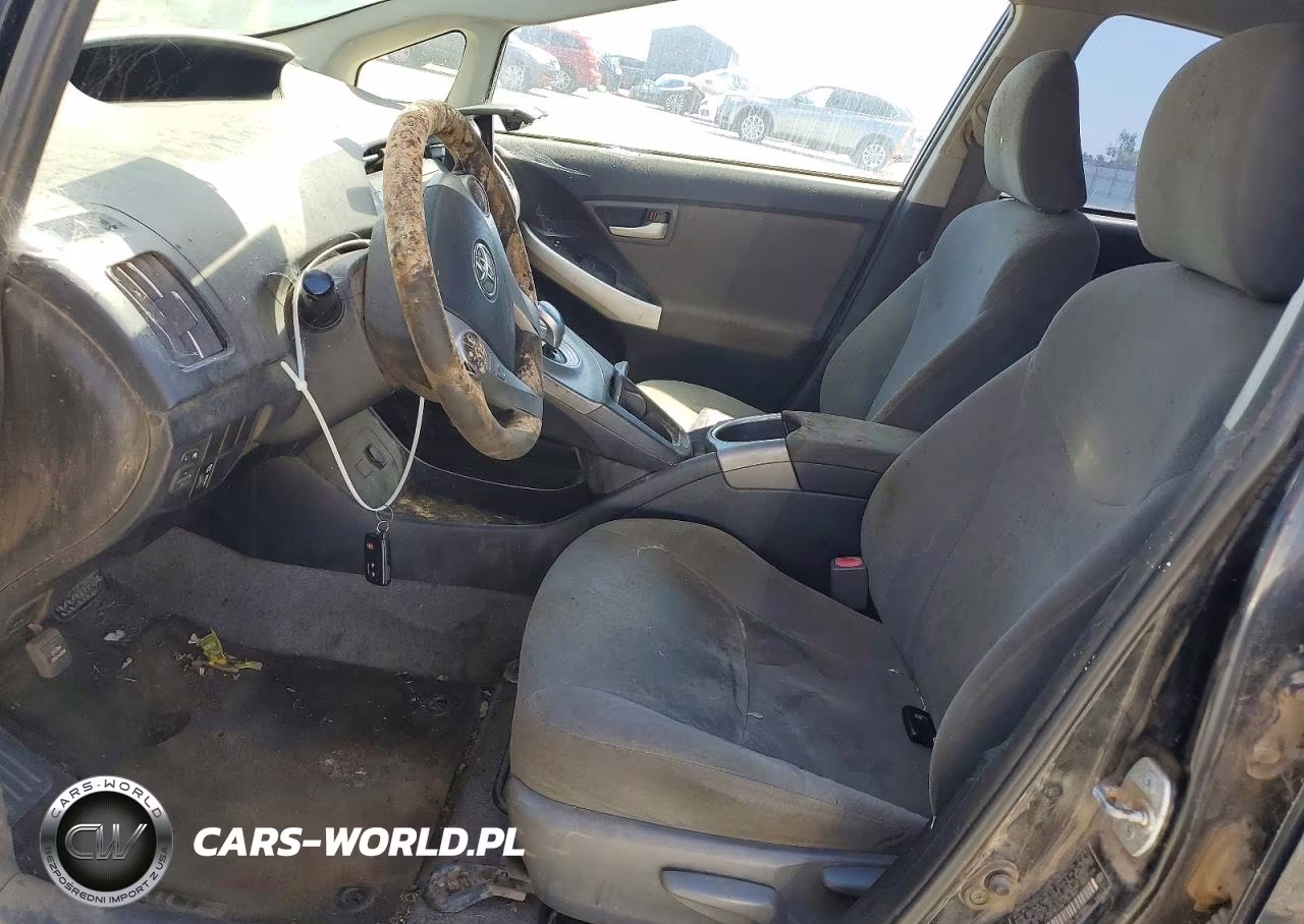2014 Toyota Prius Two VIN:JTDKN3DU6E1781066 - 7