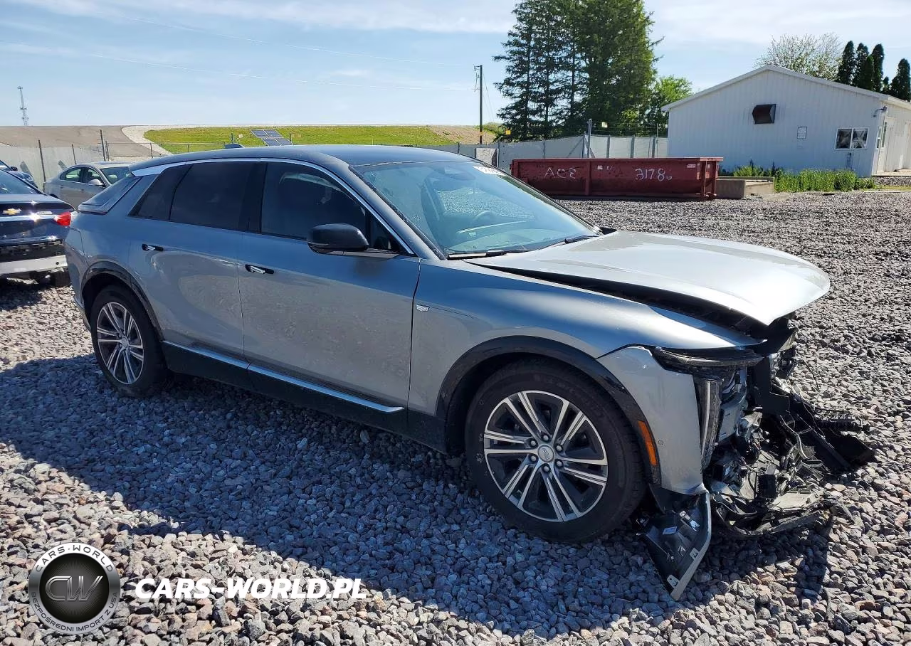 2025 Cadillac Lyriq Luxury VIN:1GYKPNRL5SZ317201 - 4
