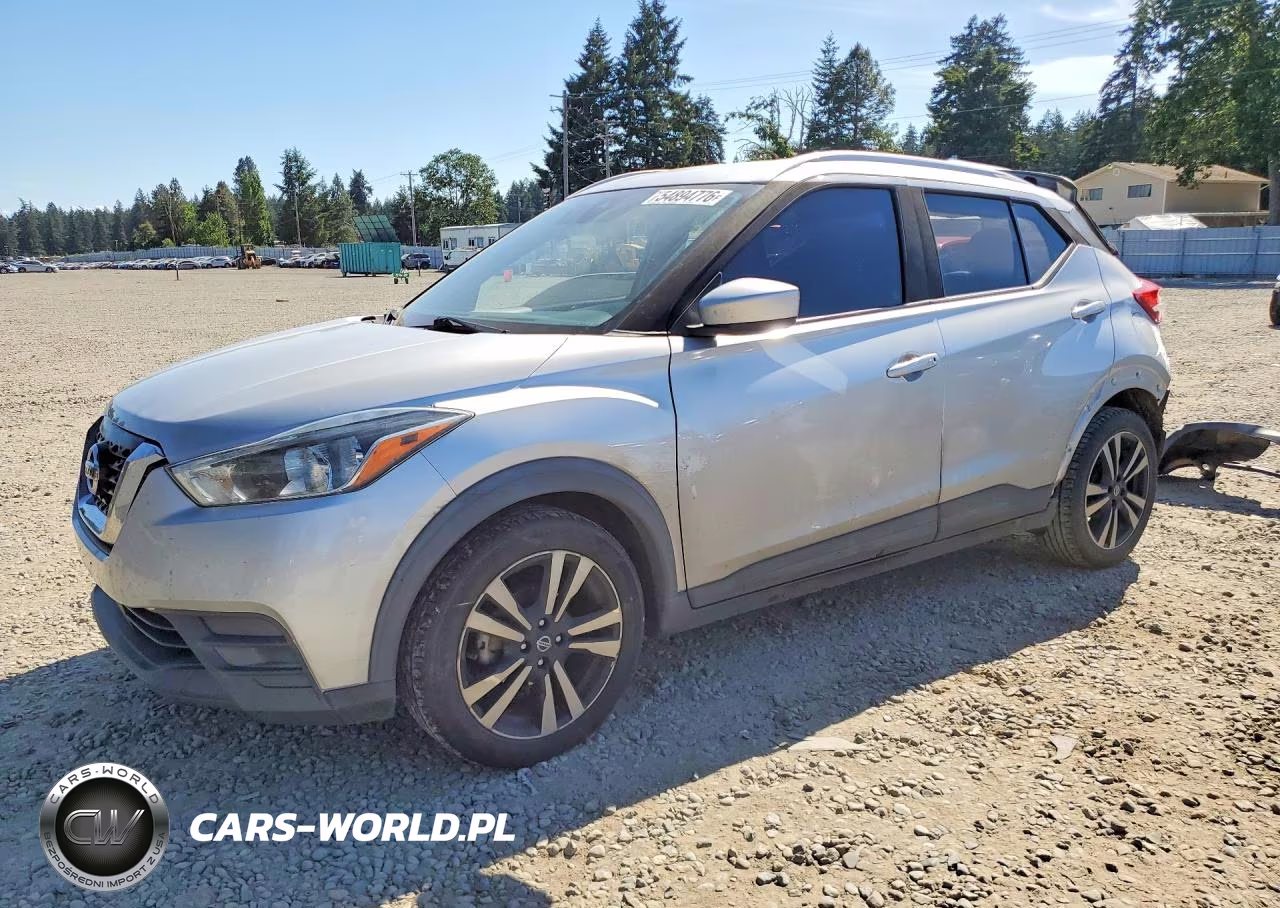 2020 Nissan Kicks Sv