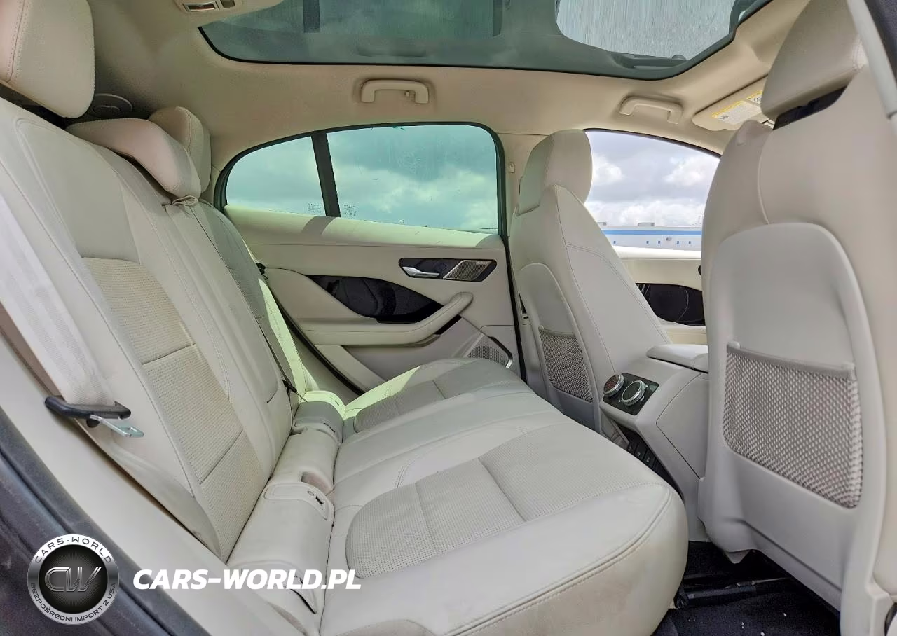 2019 Jaguar I-Pace Se VIN:SADHC2S10K1F72735 - 11