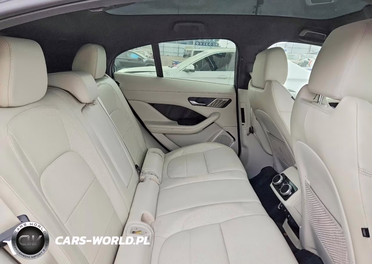 2019 Jaguar I-Pace First Edition VIN:SADHD2S19K1F66011 - 11