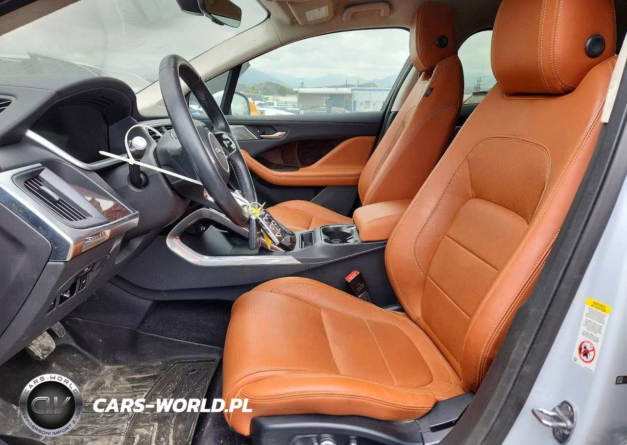 2019 Jaguar I-Pace First Edition VIN:SADHD2S18K1F68882 - 7