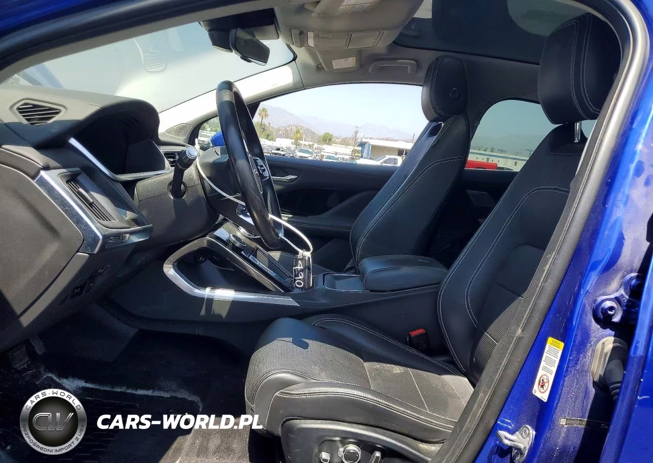 2019 Jaguar I-Pace First Edition VIN:SADHD2S12K1F72779 - 7