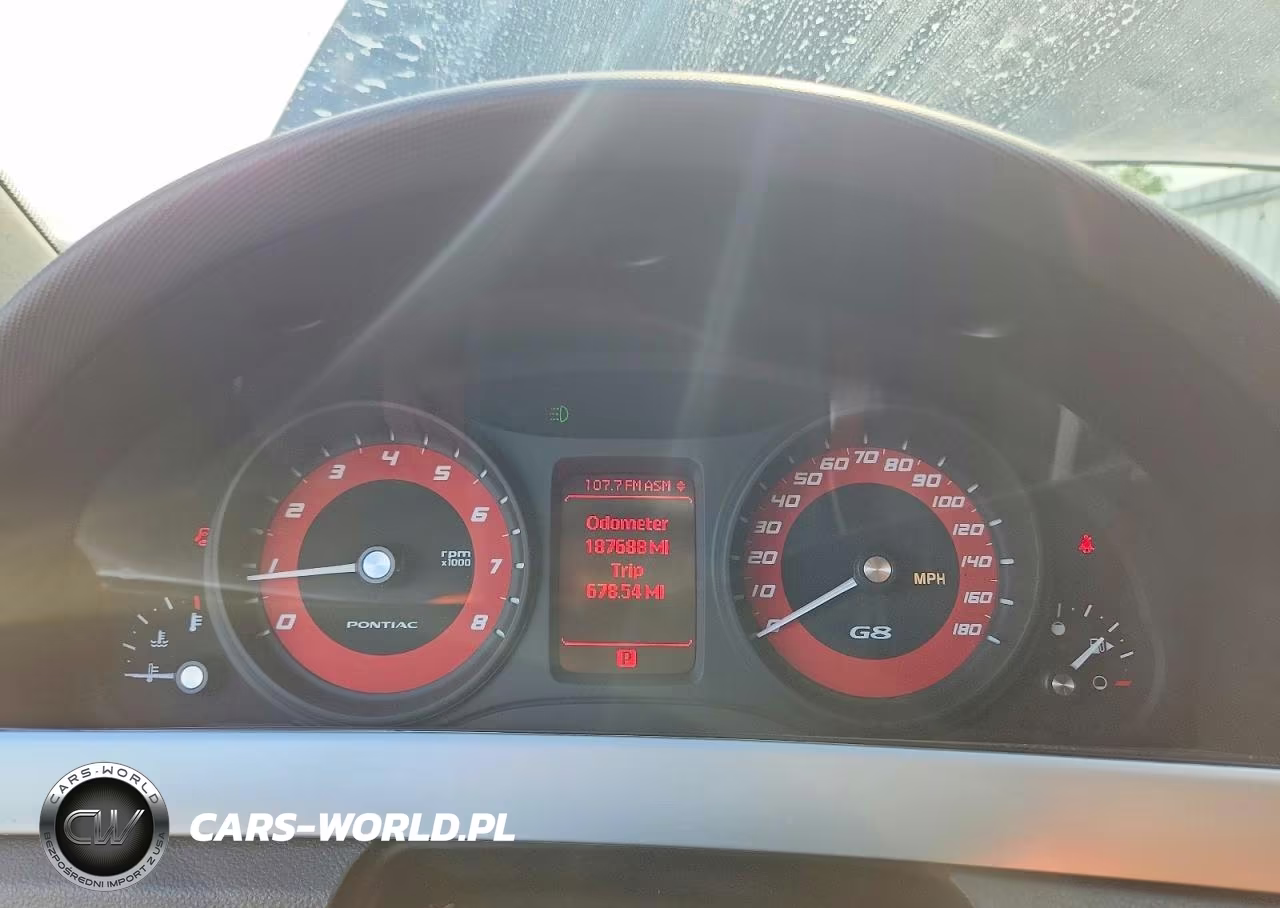 2009 Pontiac G8 Gt VIN:6G2EC57Y49L205510 - 9