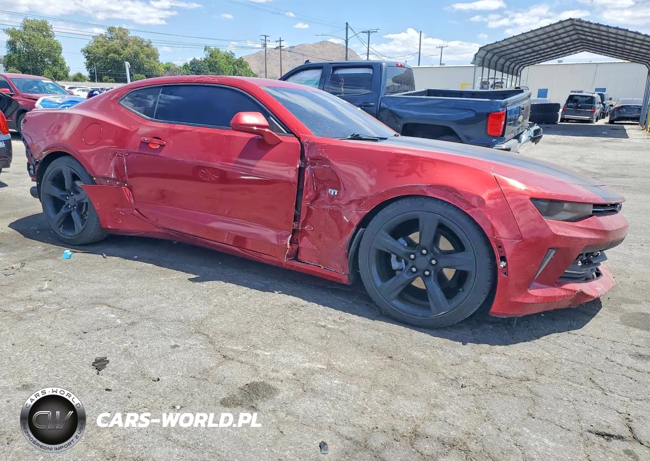2018 Chevrolet Camaro Lt VIN:1G1FB1RX7J0156671 - 4