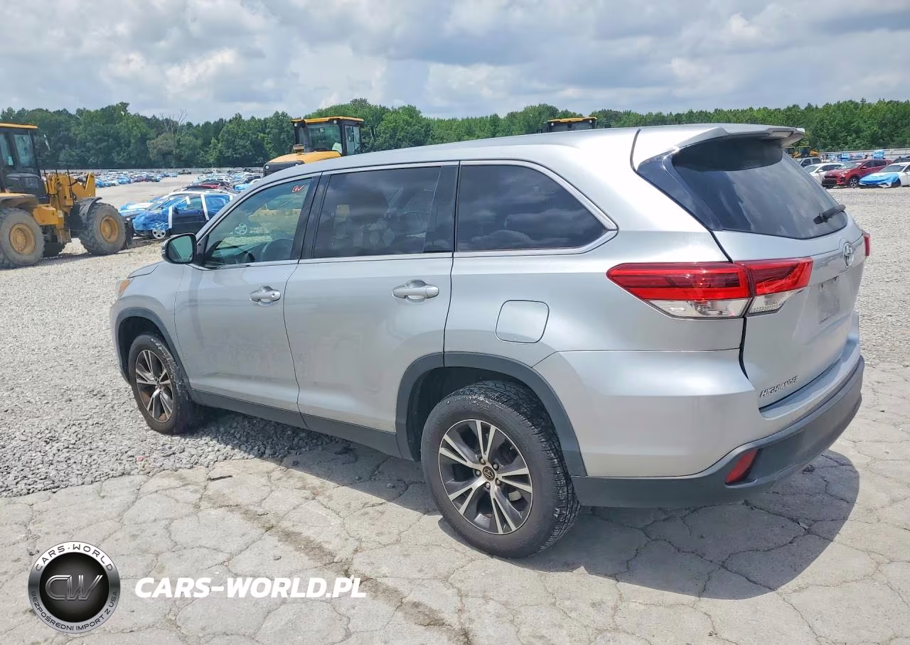 2019 Toyota Highlander Le VIN:5TDZZRFH1KS292790 - 2