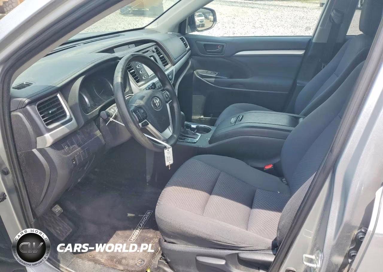 2019 Toyota Highlander Le VIN:5TDZZRFH1KS292790 - 7