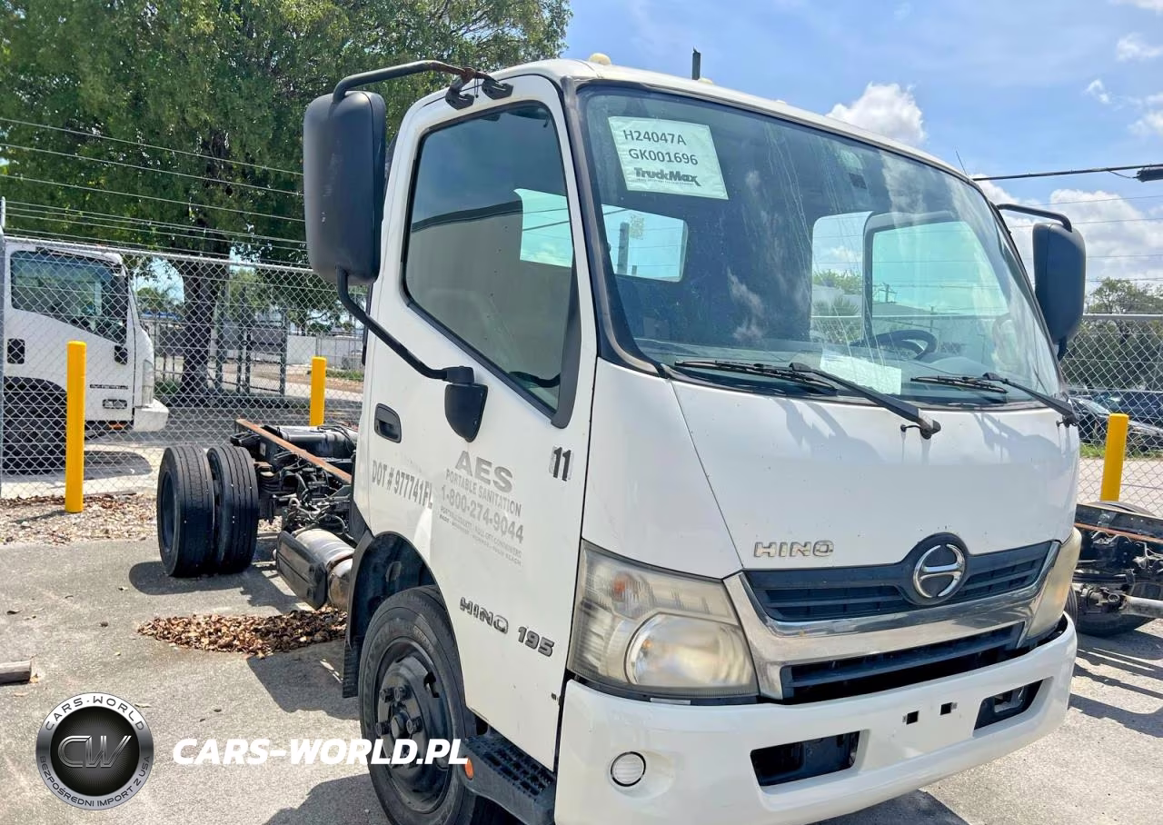 2016 Hino 195 Trucks Box Truck