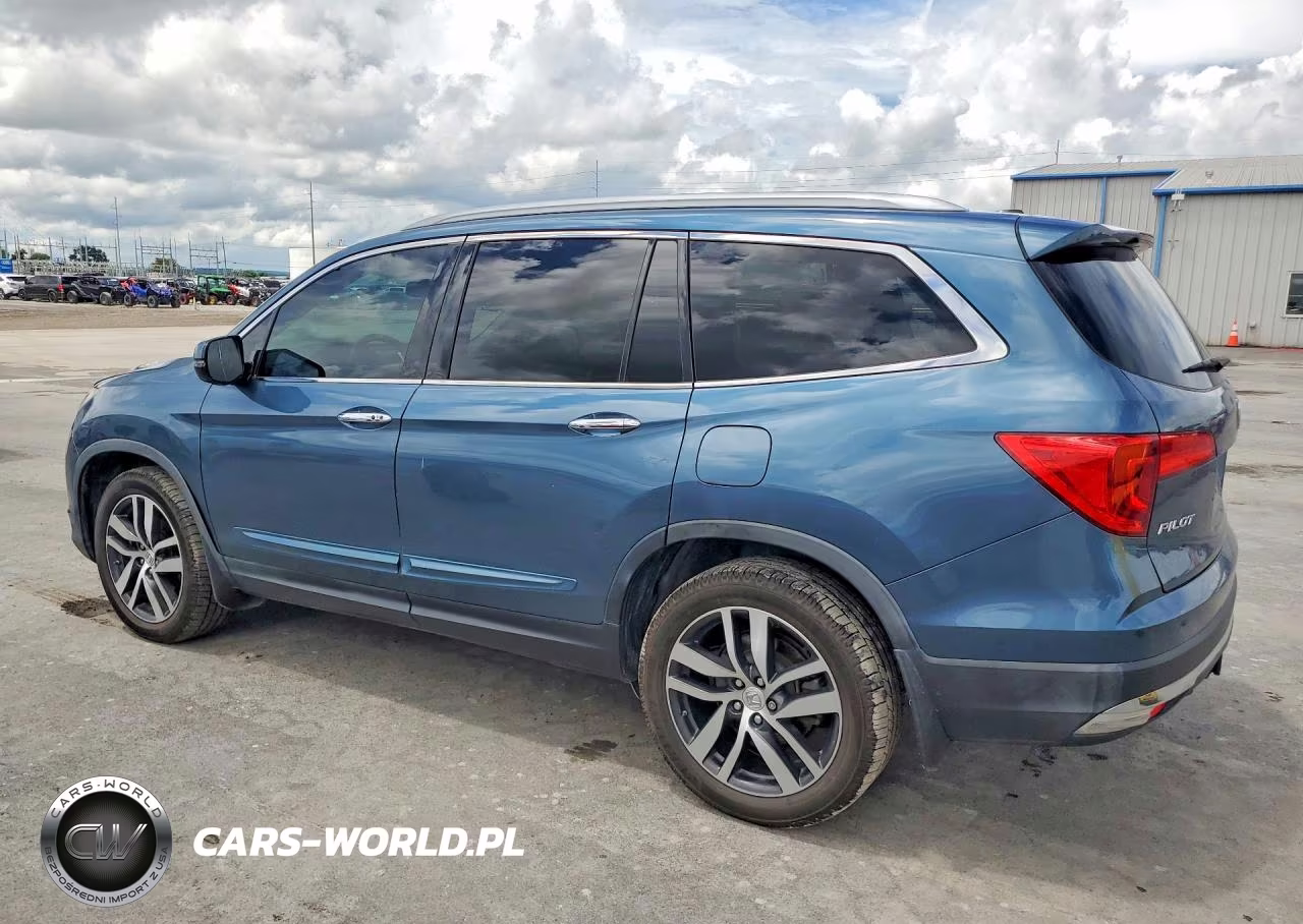 2017 Honda Pilot Touring VIN:5FNYF6H9XHB028618 - 2