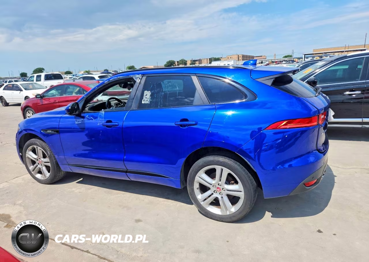 2018 Jaguar F-Pace R - Sport VIN:SADCL2FN0JA240295 - 2