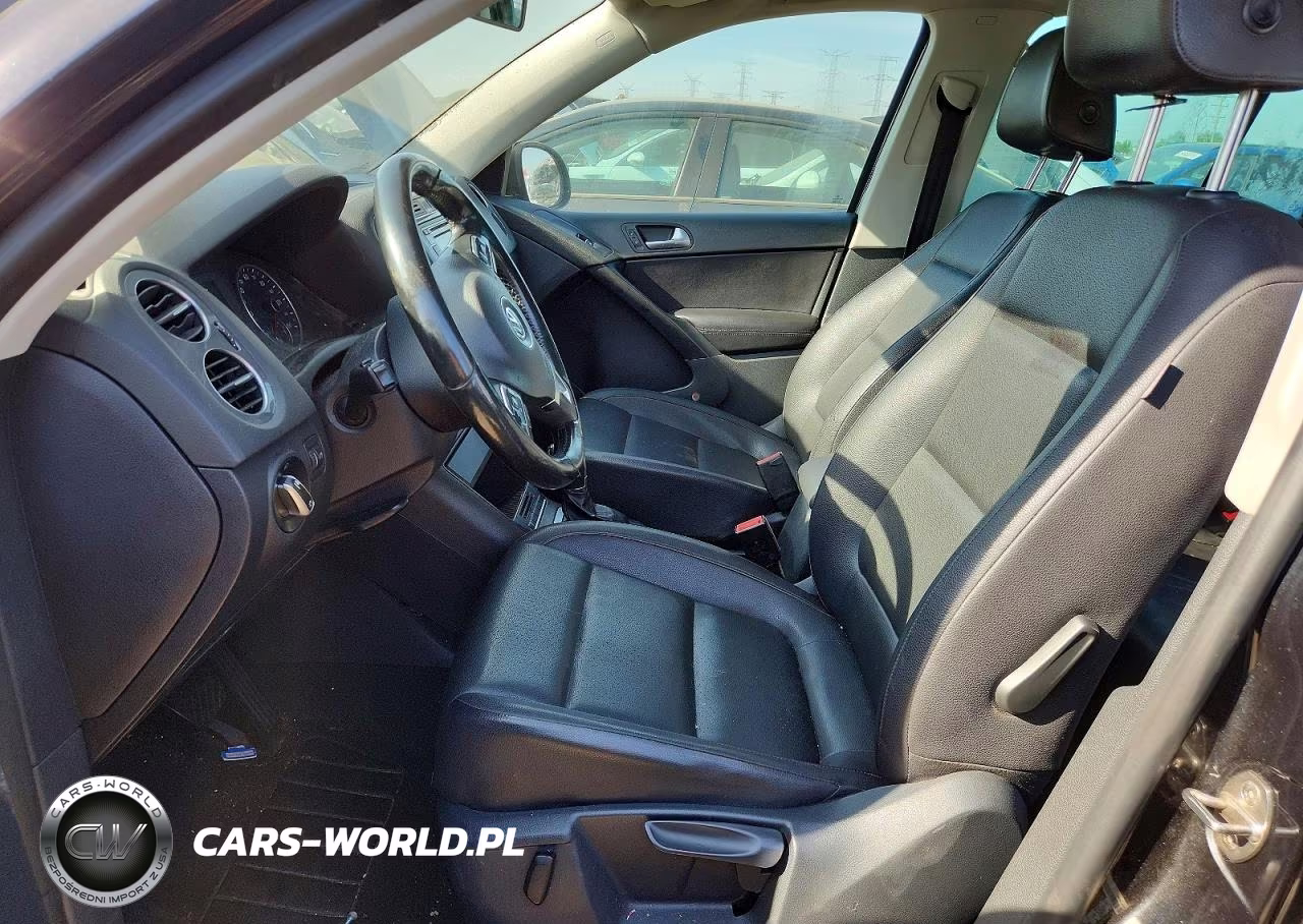 2013 Volkswagen Tiguan S VIN:WVGAV7AX2DW555461 - 7