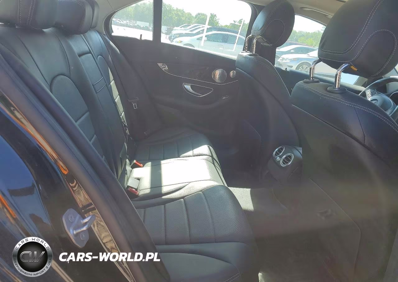 2016 Mercedes-Benz C 300 4Matic VIN:55SWF4KB0GU175194 - 10