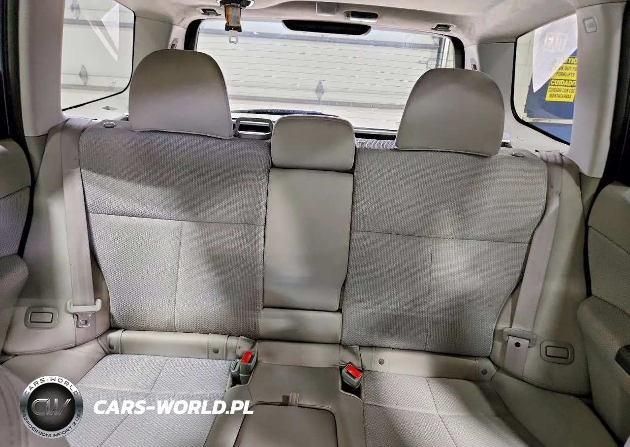 2012 Subaru Forester Premier VIN:JF2SHADC4CH465870 - 10