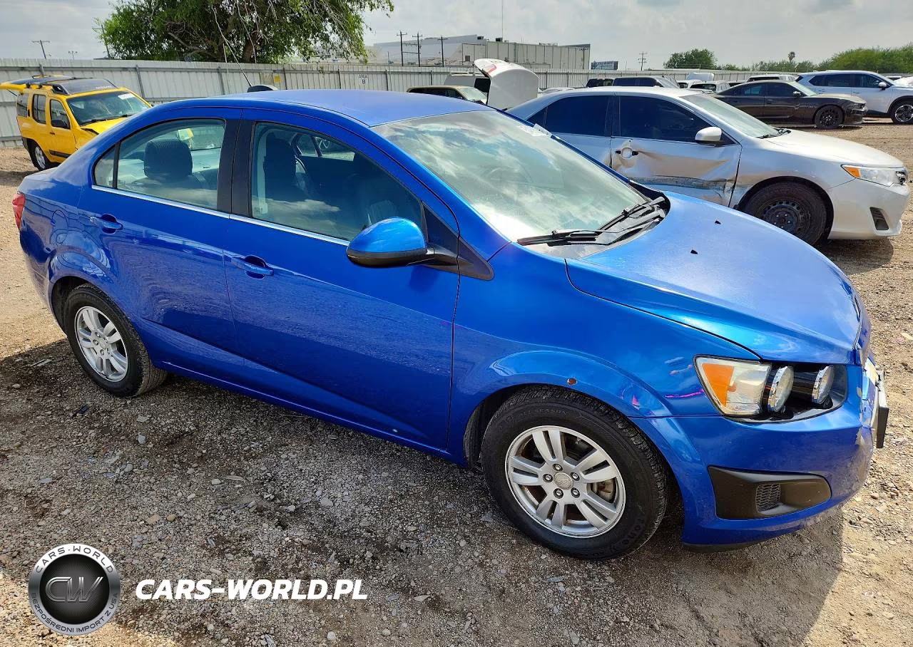 2016 Chevrolet Sonic Lt VIN:1G1JC5SH3G4178315 - 4