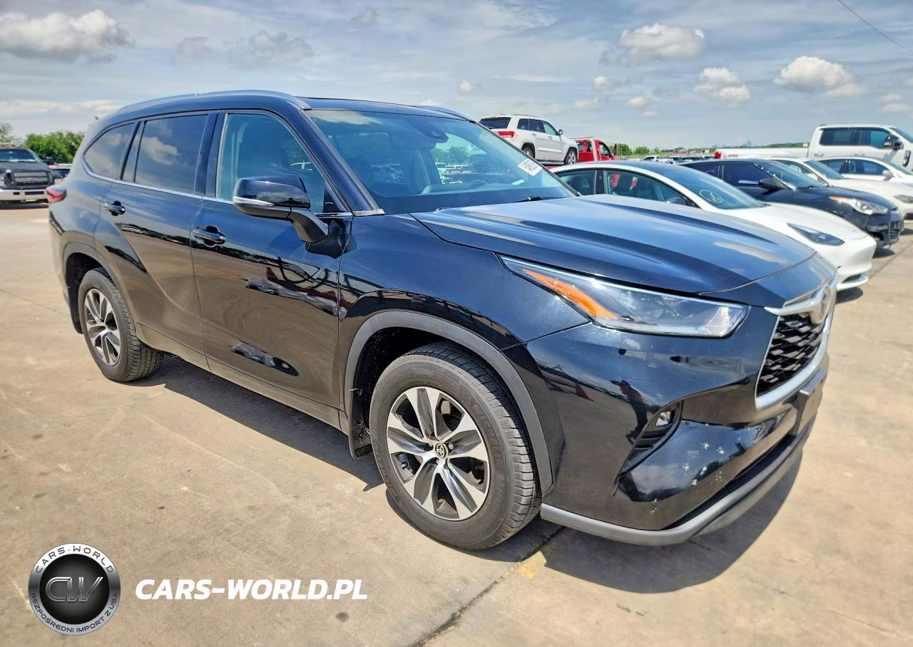 2021 Toyota Highlander Xle VIN:5TDGZRBHXMS120399 - 4