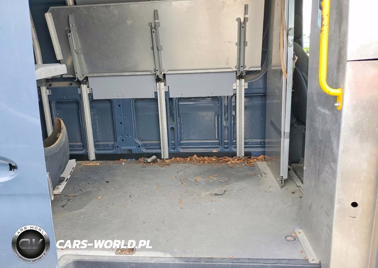 2019 Mercedes Benz Sprinter 2500 Delivery Van VIN:WD4PF1CDXKP138937 - 11