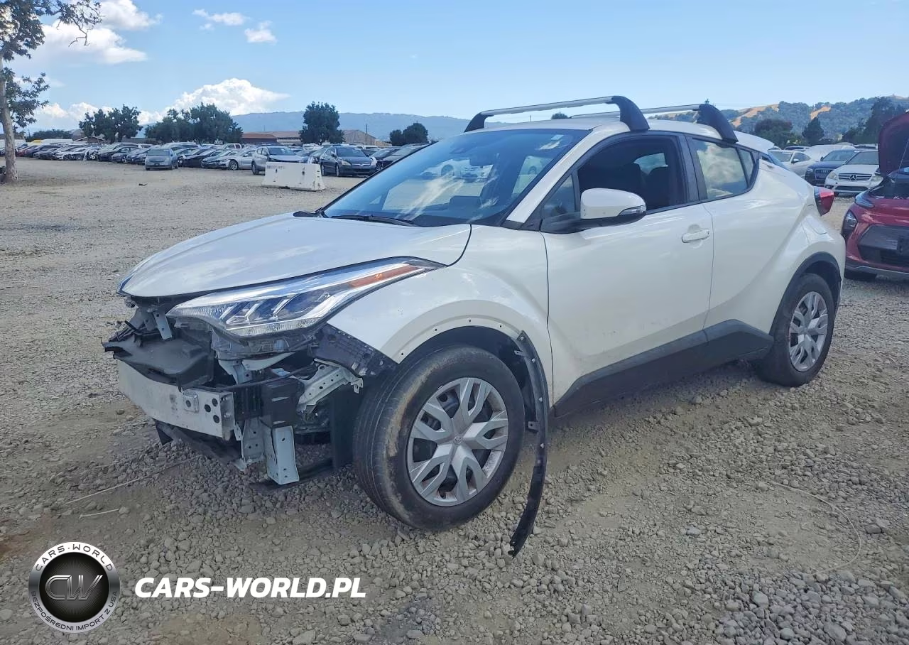 2020 Toyota C-Hr Le – zdjęcie 1 z 13