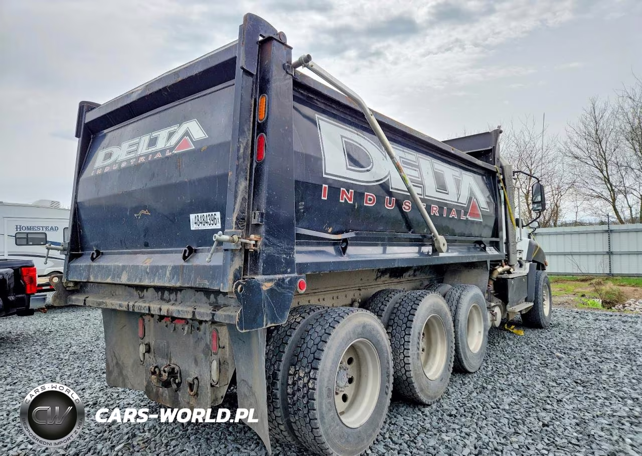 2015 Caterpillar Ct660 Dump Truck VIN:3HTJGTKT1FN658163 - 4