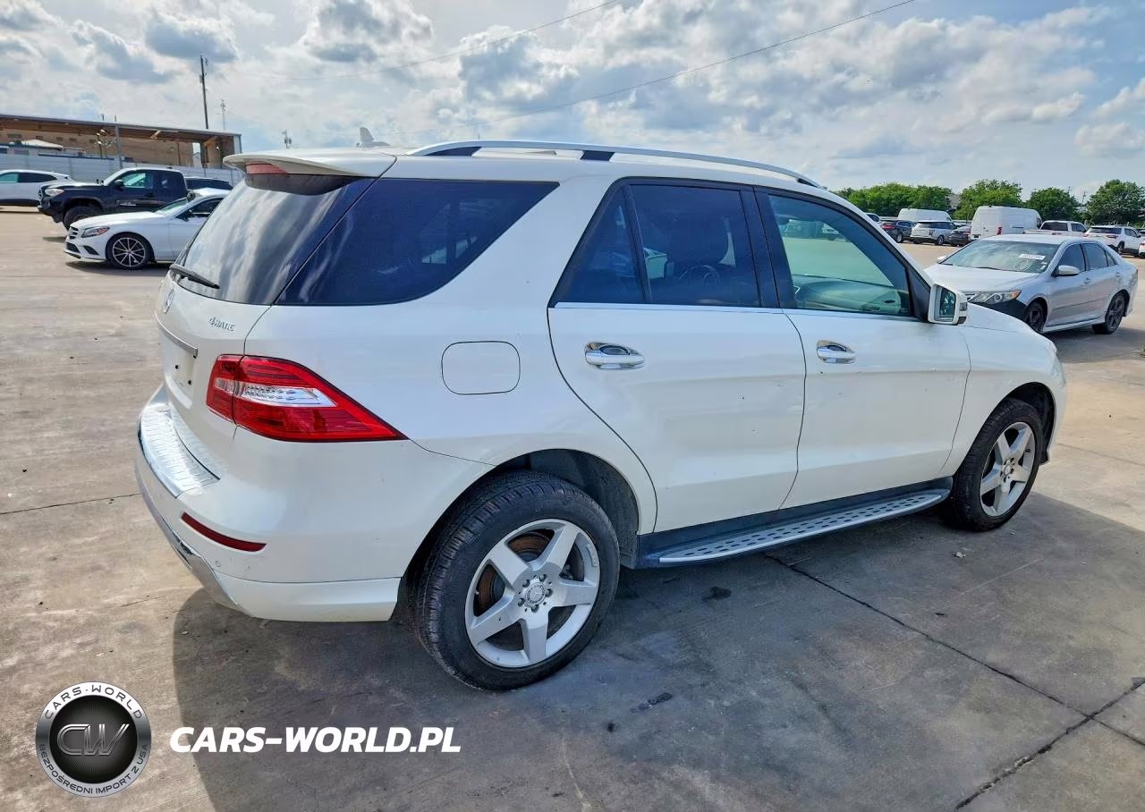 2013 Mercedes-Benz Ml 550 4Matic VIN:4JGDA7DB4DA100925 - 3