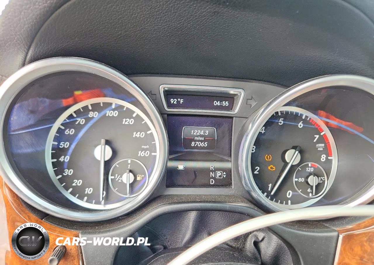 2013 Mercedes-Benz Ml 550 4Matic VIN:4JGDA7DB4DA100925 - 9