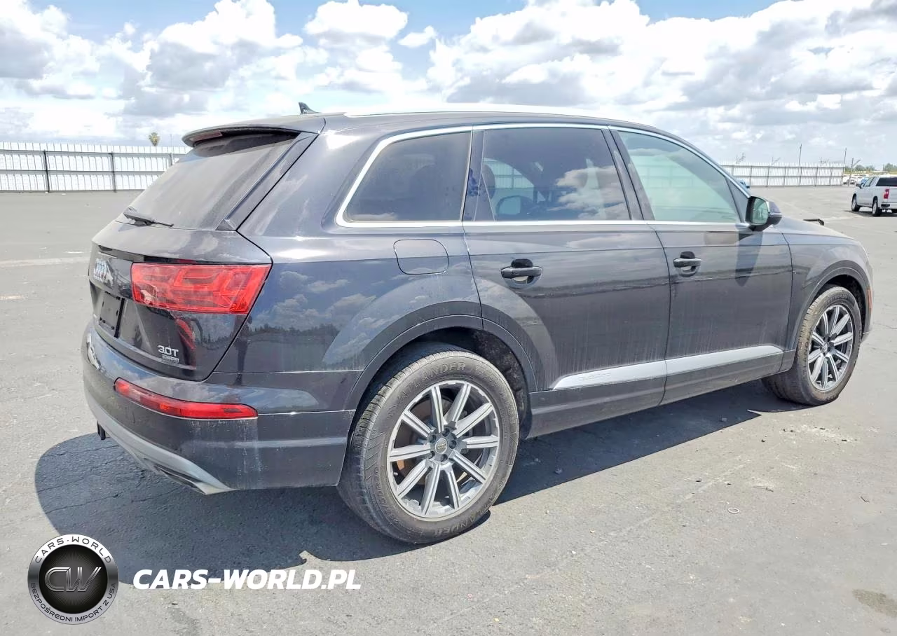 2017 Audi Q7 Premium Plus VIN:WA1LAAF75HD013409 - 3