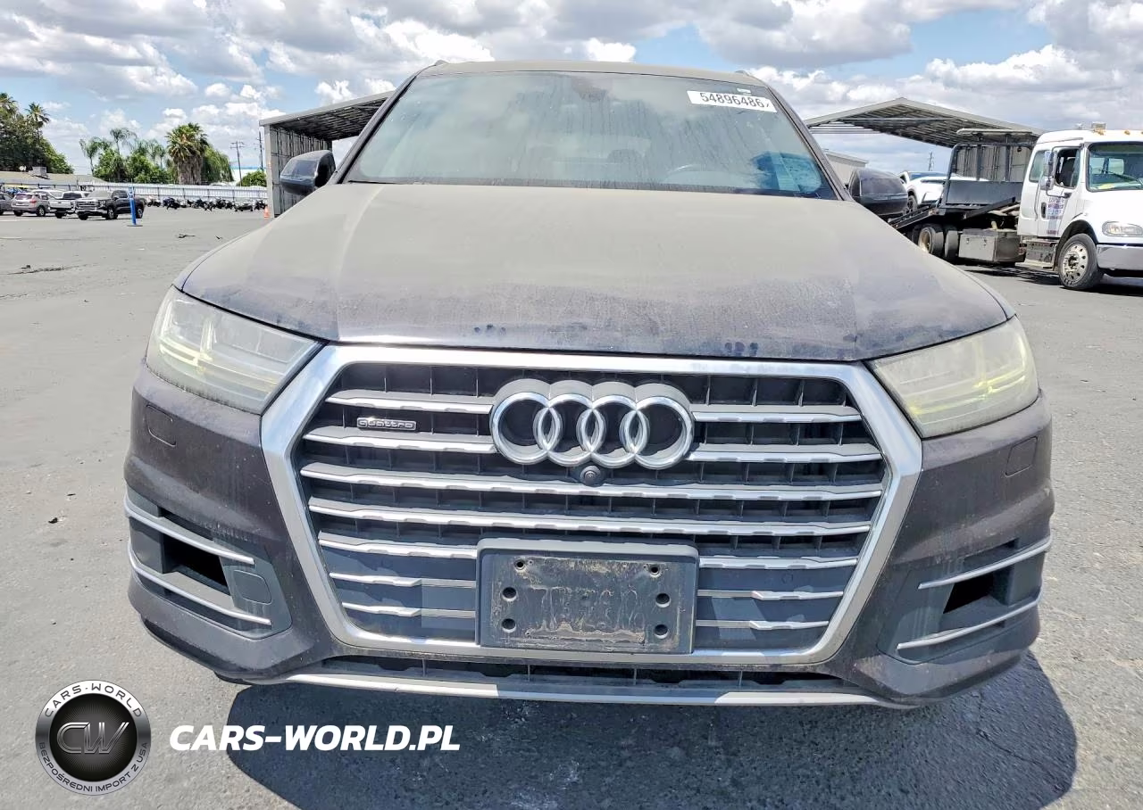 2017 Audi Q7 Premium Plus VIN:WA1LAAF75HD013409 - 5