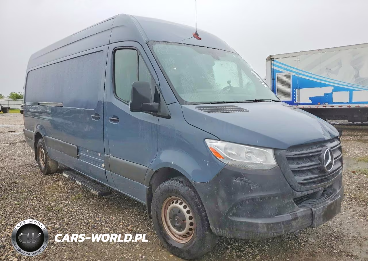 2019 Mercedes-Benz Sprinter 2500 VIN:WD4PF1CD0KP142074 - 4