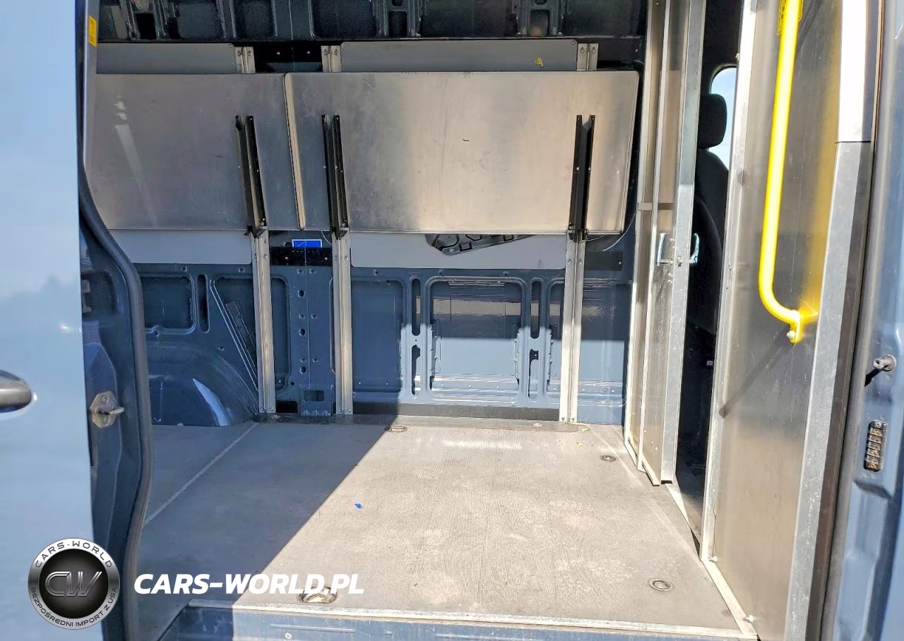 2019 Mercedes Benz Sprinter 2500-3500 Delivery Van VIN:WD4PF0CD2KP065346 - 11