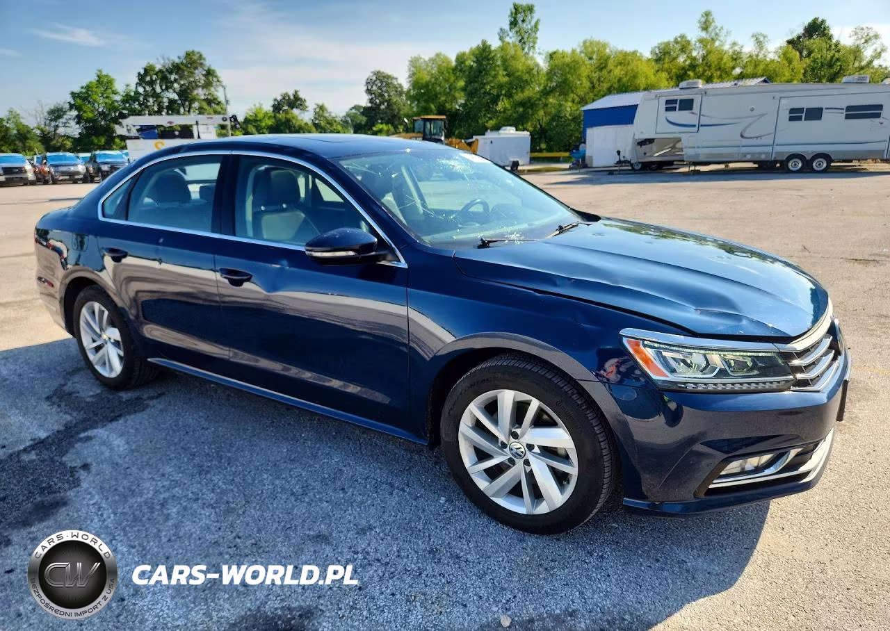 2018 Volkswagen Passat Se VIN:1VWBA7A38JC050777 - 4