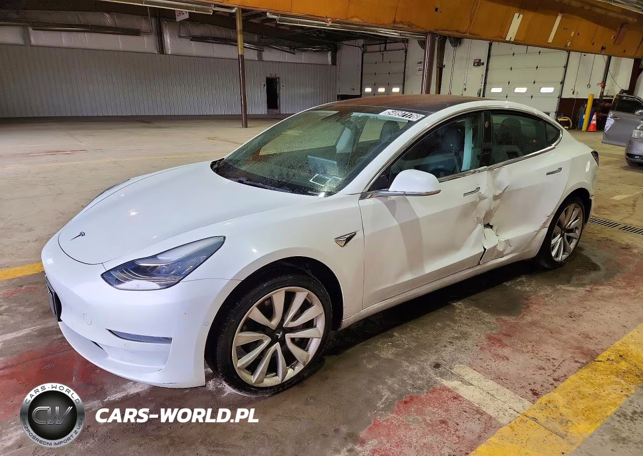 2018 Tesla Model 3 – zdjęcie 1 z 12