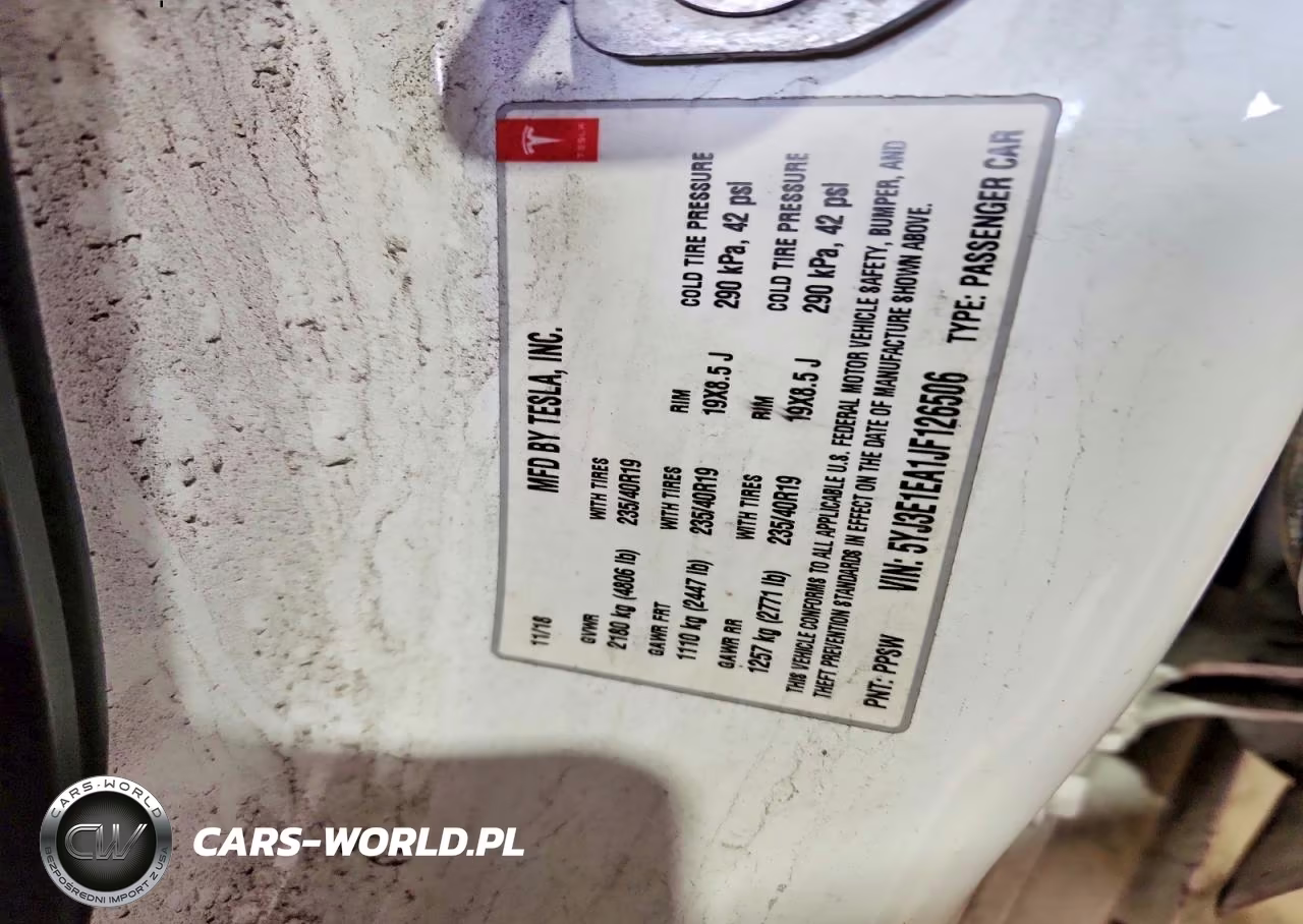 2018 Tesla Model 3 VIN:5YJ3E1EA1JF126506 - 12