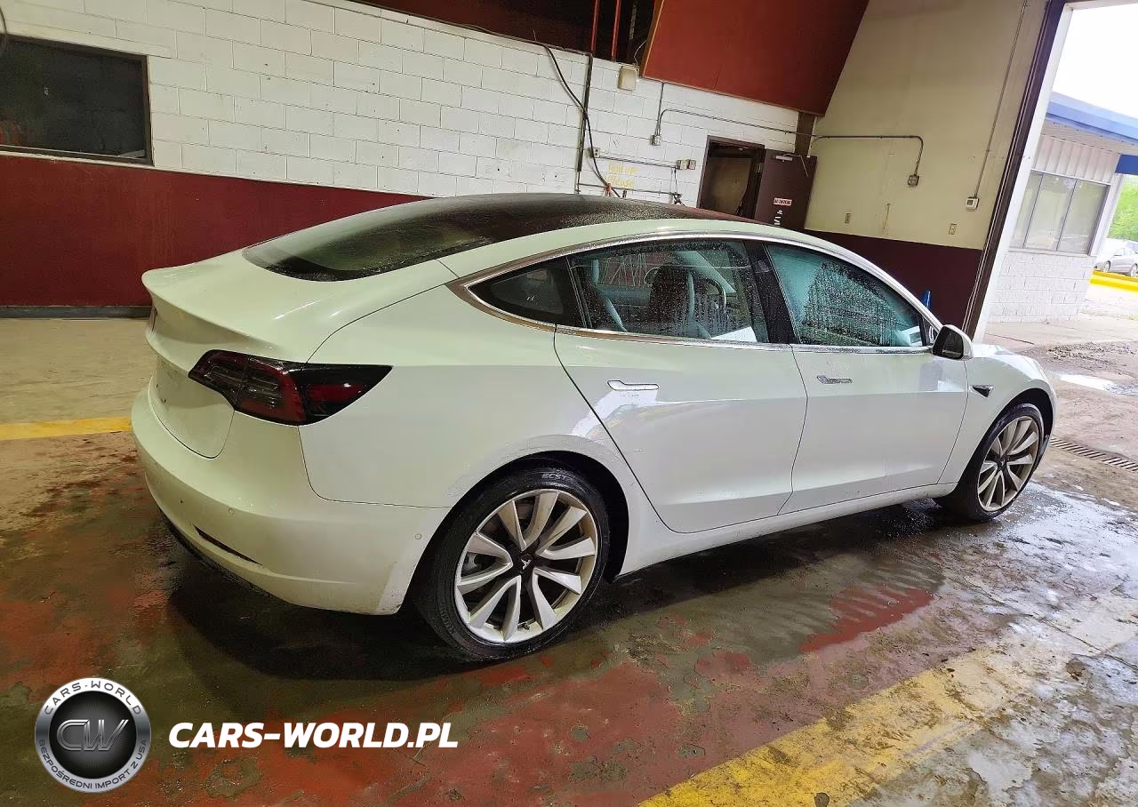 2018 Tesla Model 3 VIN:5YJ3E1EA1JF126506 - 3