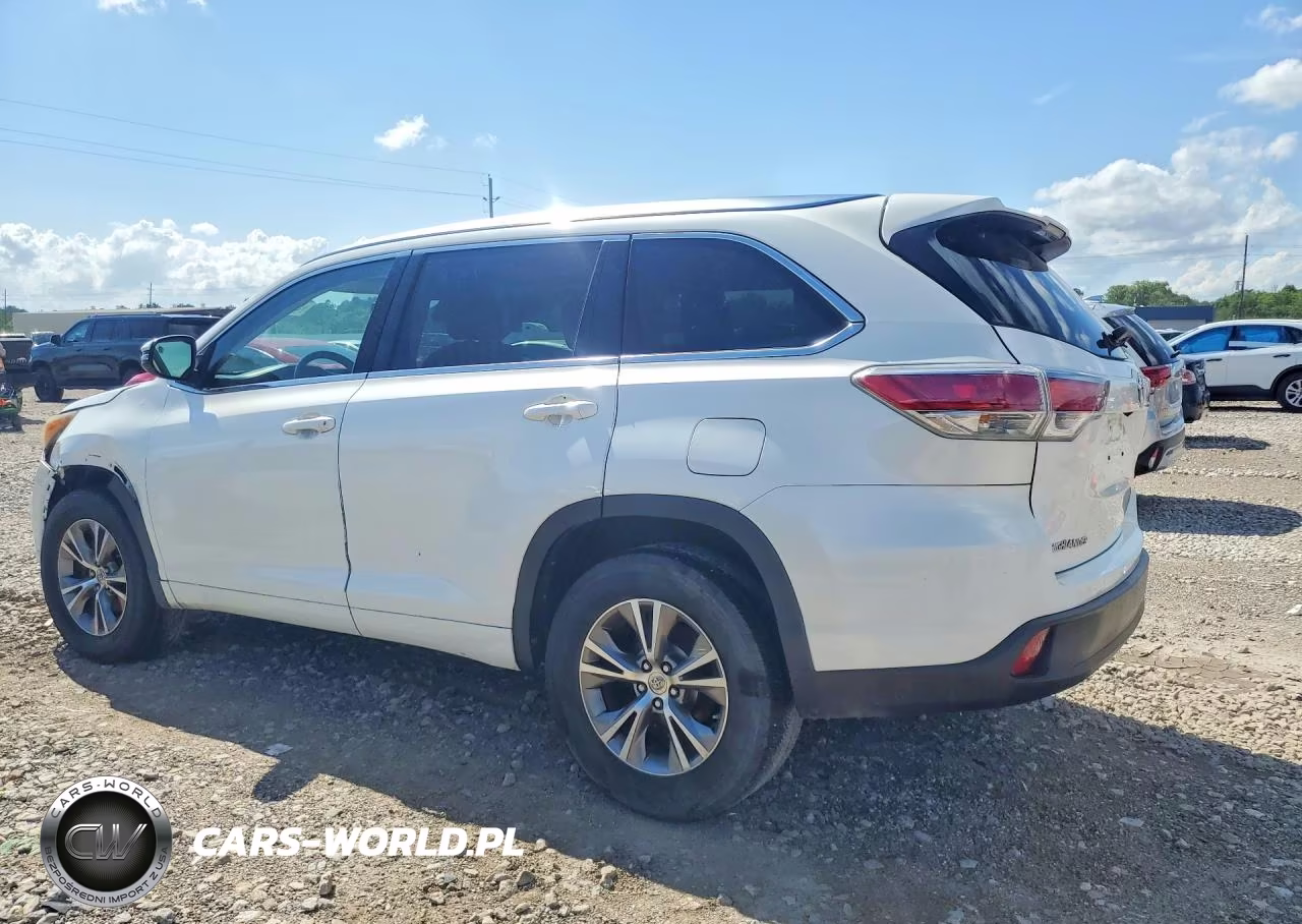 2015 Toyota Highlander Xle VIN:5TDKKRFH7FS055197 - 2