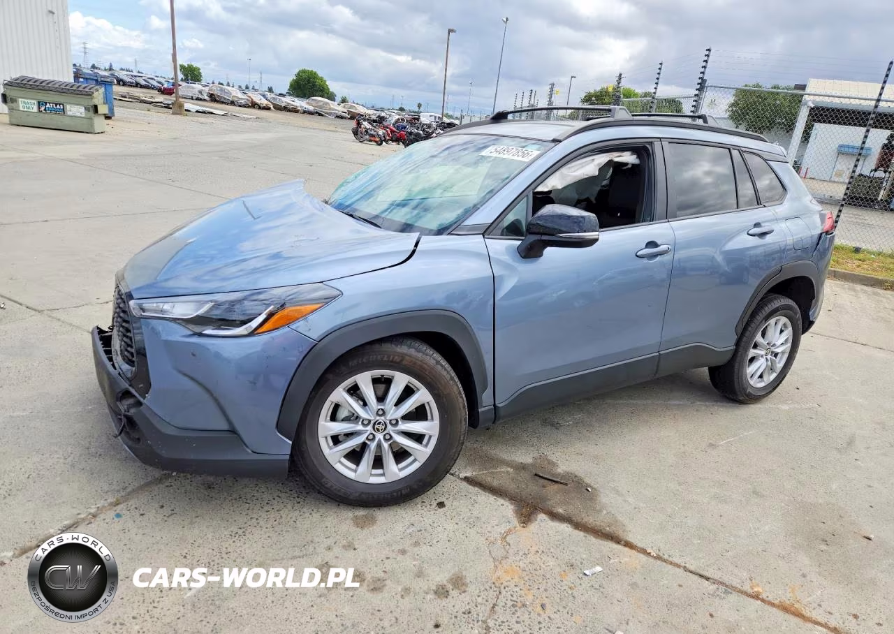 2025 Toyota Corolla Cross Le