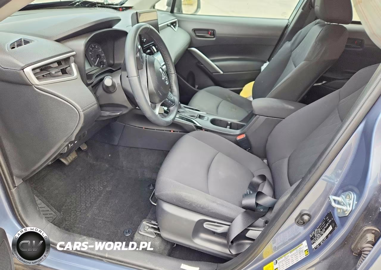 2025 Toyota Corolla Cross Le VIN:7MUCAAAG0SV135741 - 7