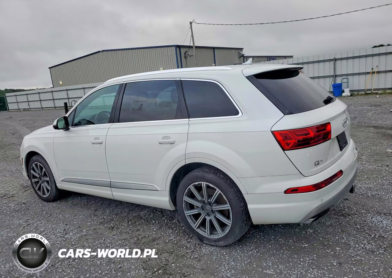 2017 Audi Q7 Prestige VIN:WA1VAAF78HD015230 - 2