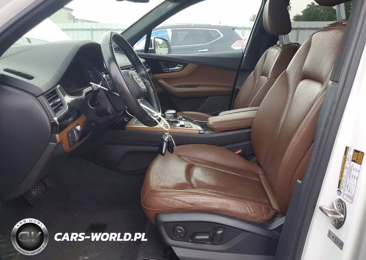 2017 Audi Q7 Prestige VIN:WA1VAAF78HD015230 - 7
