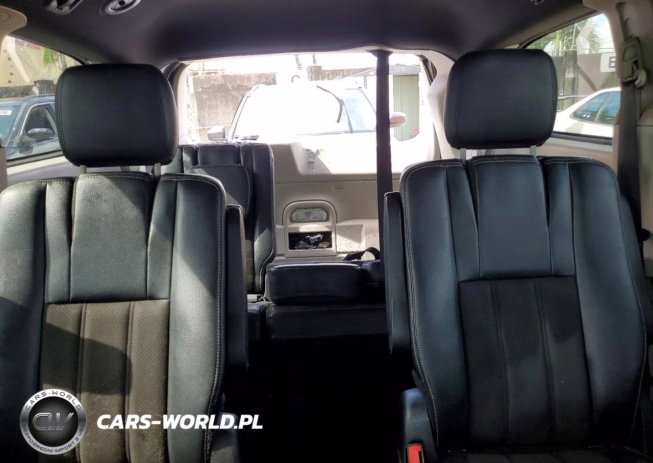 2019 Dodge Grand Caravan Sxt VIN:2C4RDGCG7KR773585 - 10