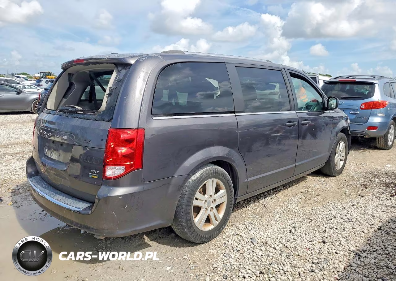 2019 Dodge Grand Caravan Sxt VIN:2C4RDGCG7KR773585 - 3
