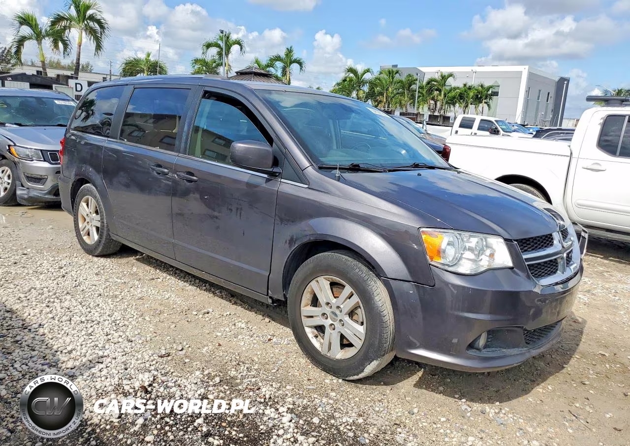 2019 Dodge Grand Caravan Sxt VIN:2C4RDGCG7KR773585 - 4