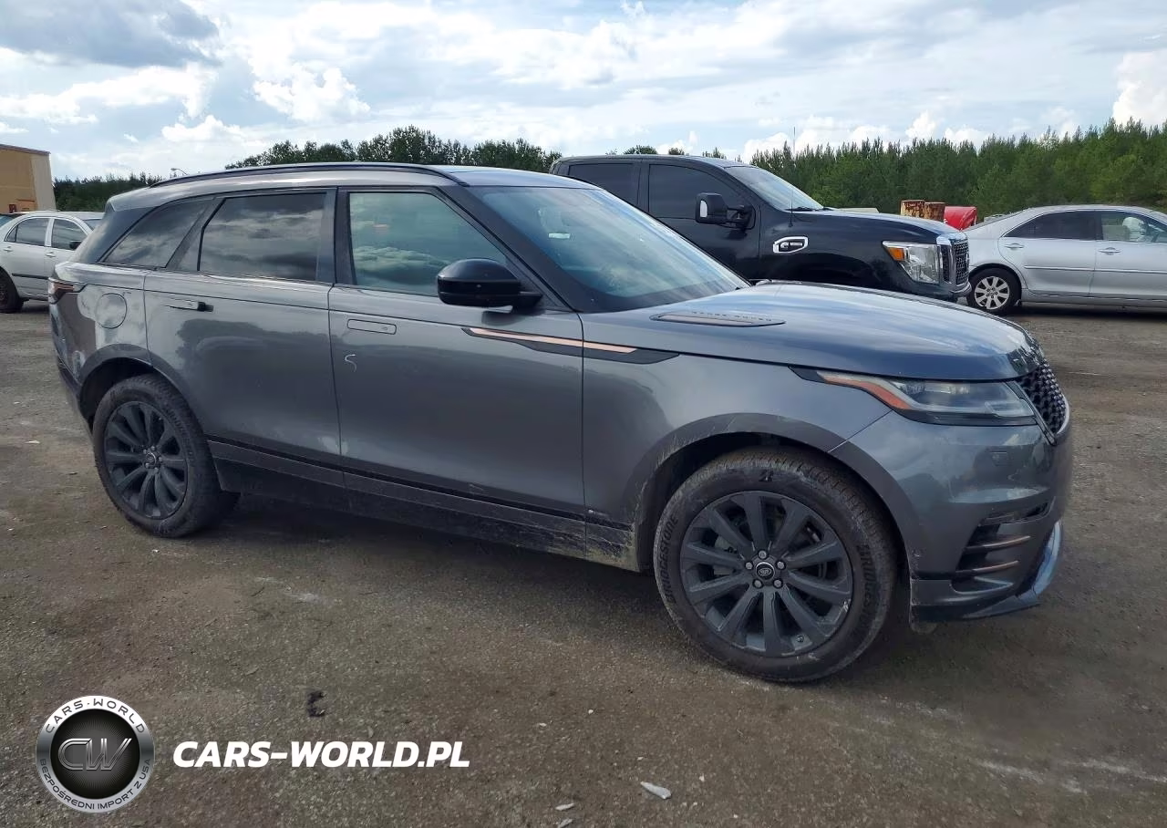 2018 Land Rover Range Rover Velar R-Dynamic Se VIN:SALYL2RX3JA735095 - 4