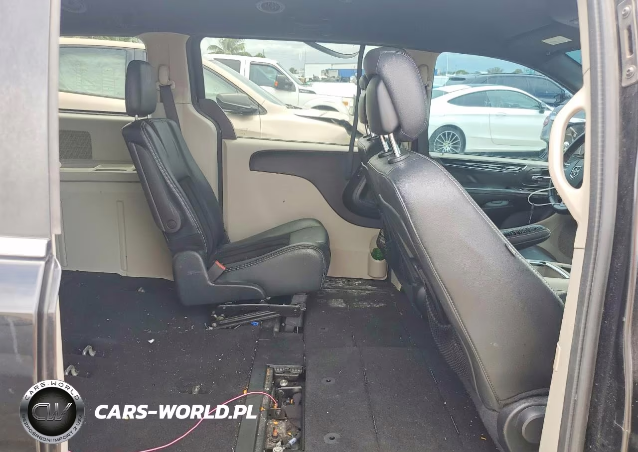 2017 Dodge Grand Caravan Sxt VIN:2C4RDGCGXHR589945 - 11