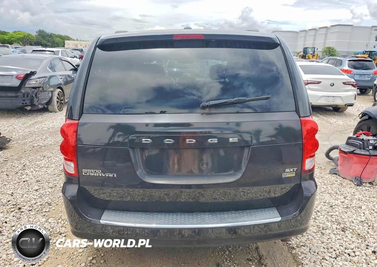 2017 Dodge Grand Caravan Sxt VIN:2C4RDGCGXHR589945 - 6